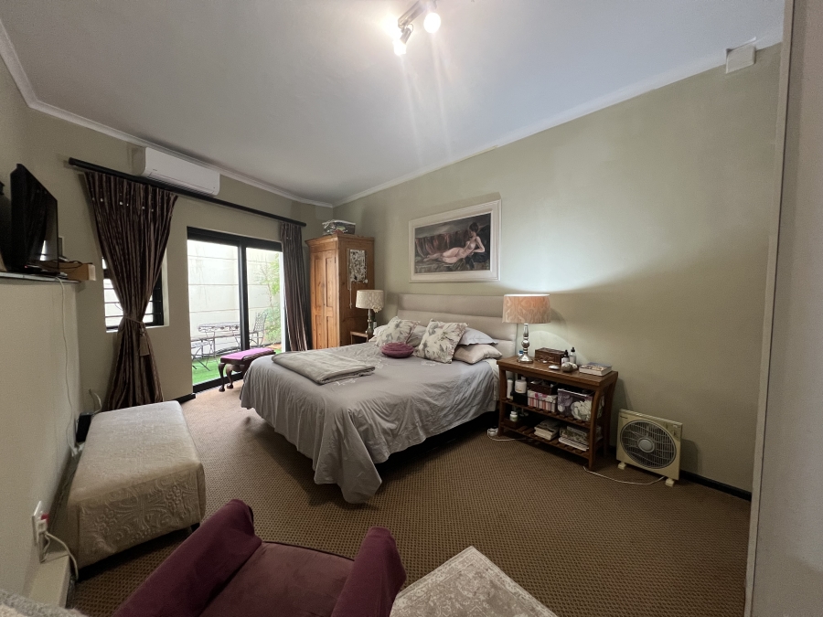 2 Bedroom Property for Sale in Gordon Heights Western Cape